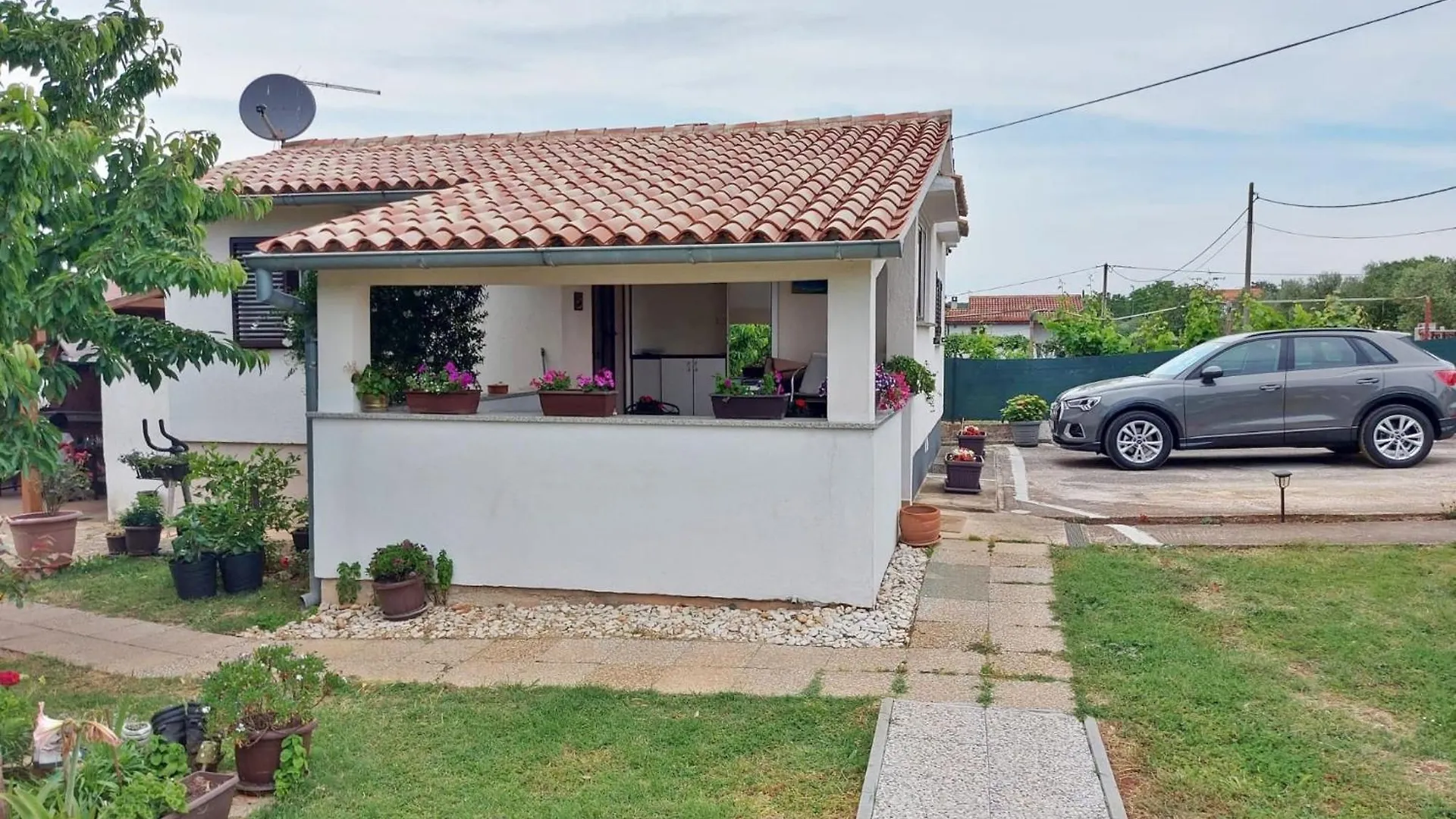 Cozy Family Apartment Aleksandar بولا